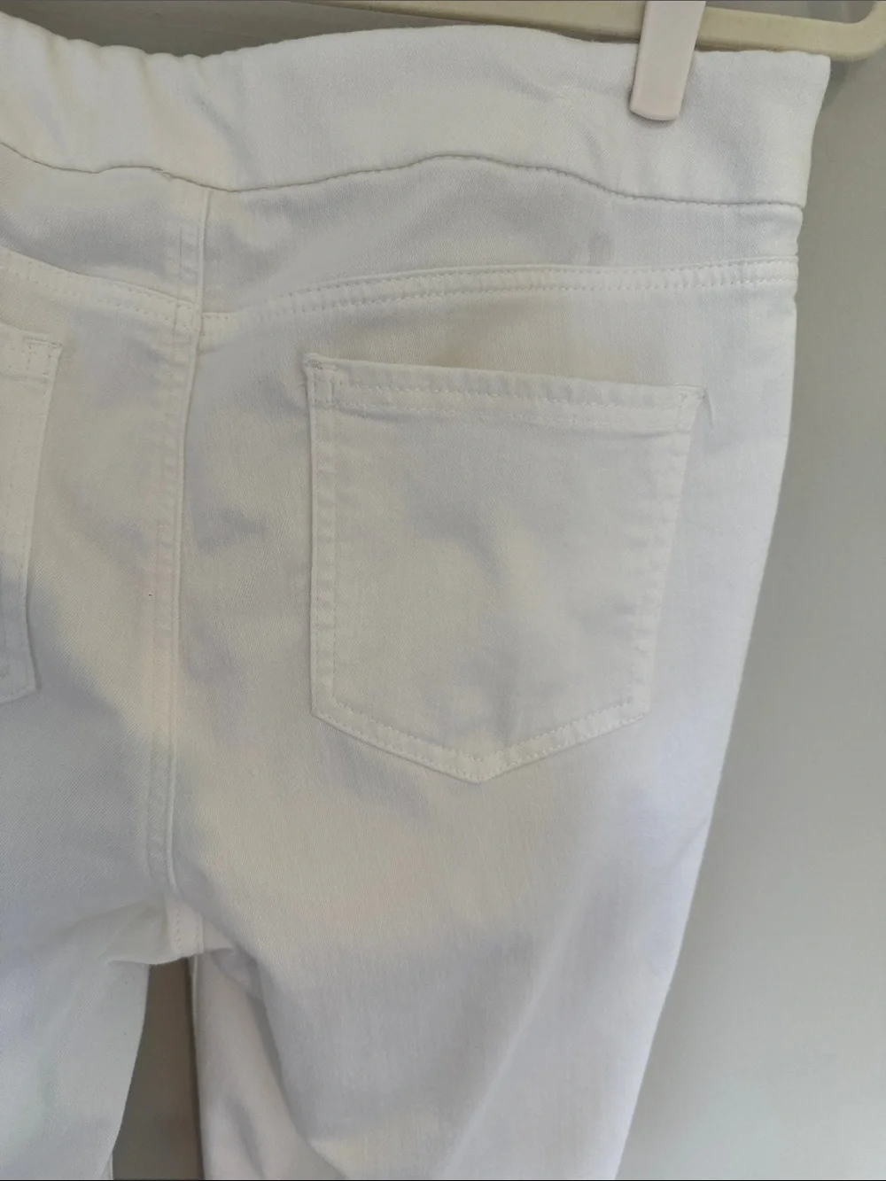 Chico's White Cropped Triple Frayed-Hem Pull On Pants Size 2 (10/12) - Picture 5 of 8